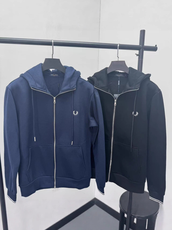 Férfi kapucnis fleece kardigán cipzárral, búzakalász hímzéssel