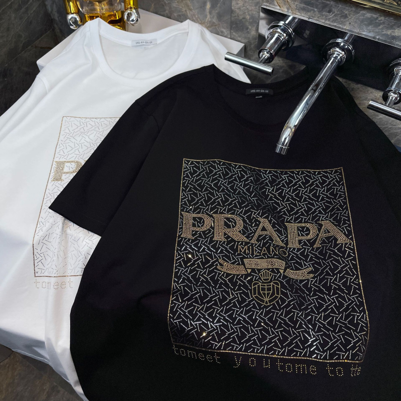 Europski inspiriran muški ljetni T‑shirt s natpisima i kristalima, pamuk–ice silk miješavina, slim fit, okrugli izrez, kratki rukavi, osnovni komad