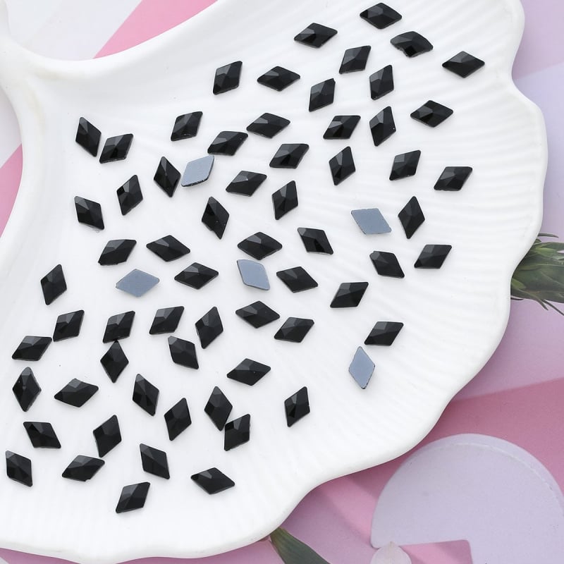 Kristali od stakla u obliku romba s oštrim facetama i ravnim stražnjim dijelom, hotfix rhinestones, DIY dodaci za nokte