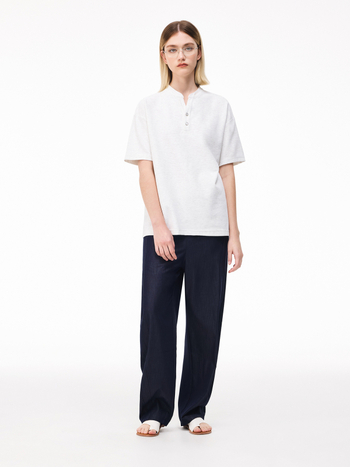 Polo majica u stilu Old Money, V-izrez, kratki rukav, jednobojna, proljeće-ljeto 2026, unisex, casual top
