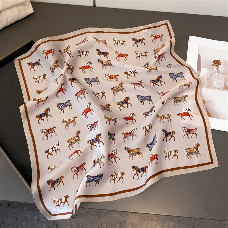 Šal s otiskom od svile, 100% svila, kvadratnih 53×53 cm, svestran ženski dodatak
