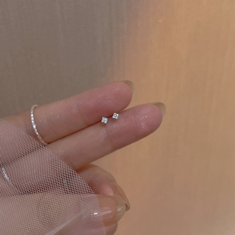 S999 čisto srebrne mini četvrtaste naušnice sa cirkonima za žene, nježan luksuzan dizajn, ugodne uz uho, za nošenje tijekom spavanja