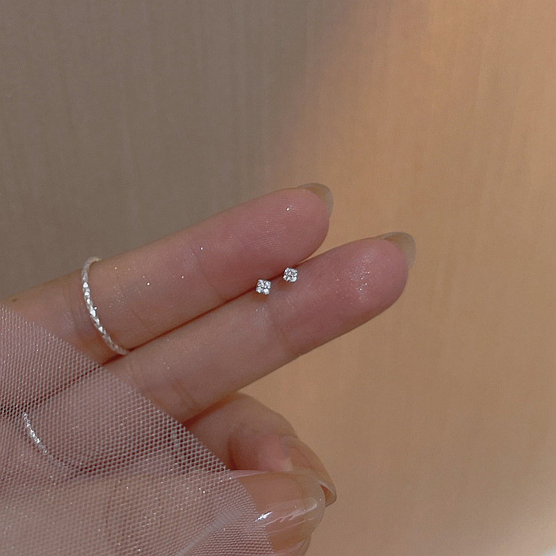 S999 čisto srebrne mini četvrtaste naušnice sa cirkonima za žene, nježan luksuzan dizajn, ugodne uz uho, za nošenje tijekom spavanja