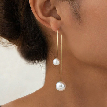 Cercei lungi cu perle artificiale pentru femei – elegante, stil minimalist și versatile
