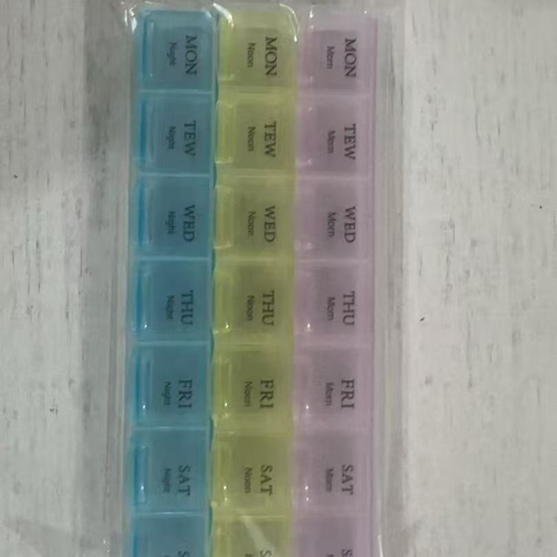 Kutija za tablete s preklopnim poklopcem, 21 pretinaca, velike kapacitete, tjedni organizator tableta, prijenosna