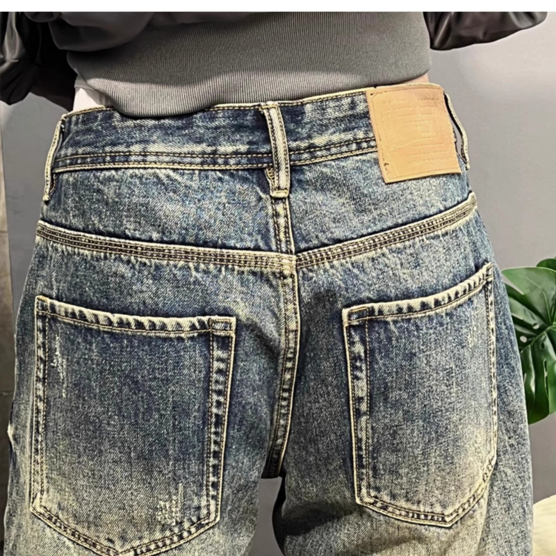 Muške traperice s izrezanim patchworkom i harém stilom, udobne ravne nogavice, denim