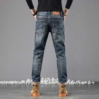 Muške traperice u klasičnom američkom stilu, vintage, stone-washed, srednji struk, slim fit, ravne nogavice
