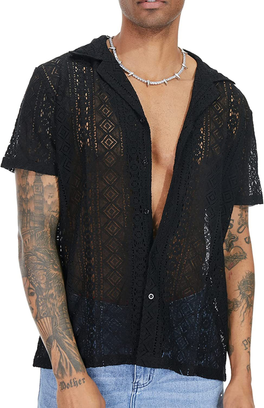 Muška pamučna košulja s čipkom, kratki rukavi, prozirni gumbi i izrezani detalji, gradski stil