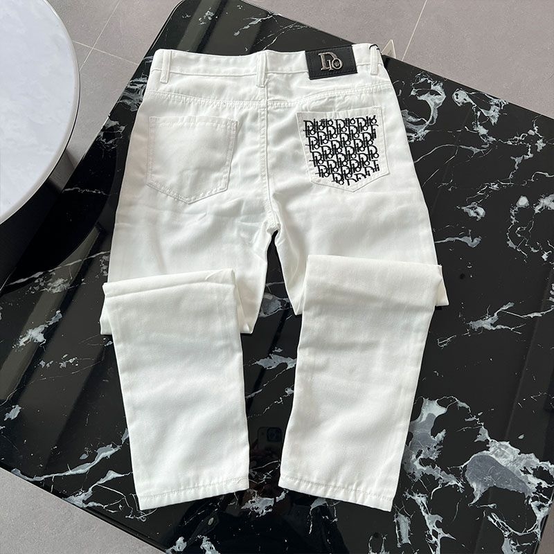 Férfi denim farmer nadrág betűhímzéssel, egyenes szabás, karcsú fazon, mindennapi viselet