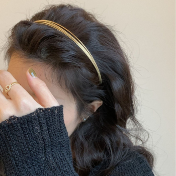 Ženska čelenka od zliatiny, tanki višeslojni metalni dizajn, minimalistički stil