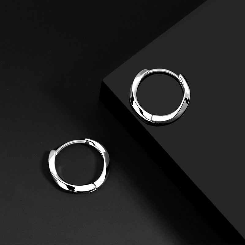 Mobius modne minimalističke kružne naušnice za muškarce – vrhunske klipse za uho