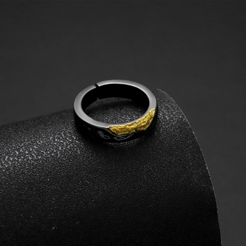 Prsten s originalnim dizajnom - Skriveno zlato, vintage minimalistički stil, unisex