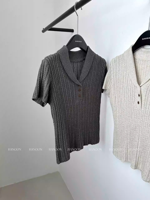 Bangon retro galléros kötött felső Old Money stílusban, mindennapi és sokoldalú, 2026 tavasz, rövid ujjú