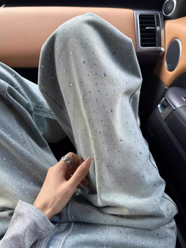 Ženske džinse s širokim nogama, svijetle boje s dizajnom od rhinestones, fleece podstava za zimu, visokim strukom, ležernim krojem, vizualno vitkiji efekt, uzorak zvijezda, ravne nogavice