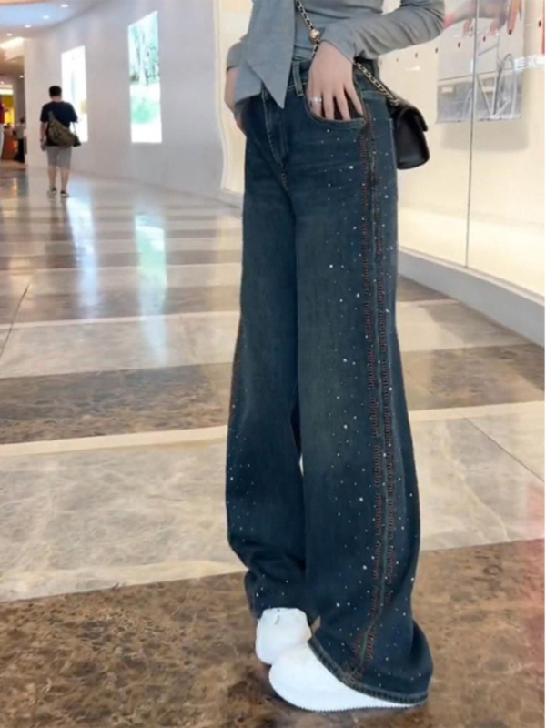 Ženske crne traperice od denima s rhinestones izvezenim, zimska kolekcija 2025, slim-fit ravna linija sa širokim krojem
