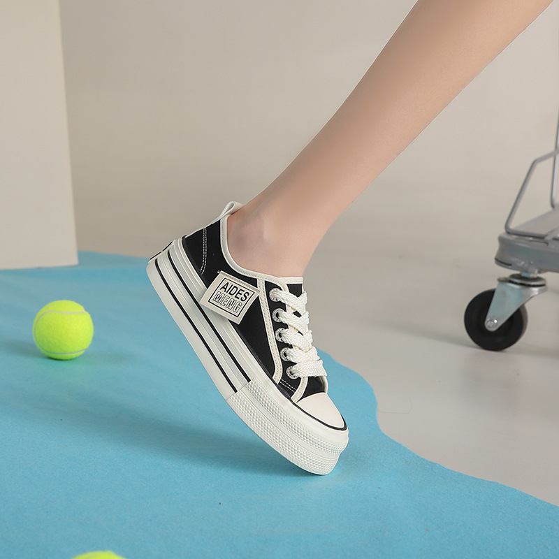 Női vászon sneaker vastag talppal, őszi szezonra, fehér, akadémiai stílus, platformtalp, koreai hatás, utcai divat