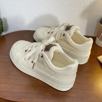 Κόκκινα καμβά sneakers με φαρδιά σόλα - Άνοιξη 2026, unisex καθημερινά παπούτσια 6178