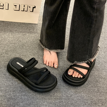 Ženske platform sandale za plažu s udobnim dojmom na stopalu, PVC gornji dio, gumasta pot, minimalistički stil, jednobojne, ljeto 2025