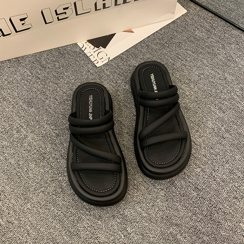 Ženske platform sandale za plažu s udobnim dojmom na stopalu, PVC gornji dio, gumasta pot, minimalistički stil, jednobojne, ljeto 2025