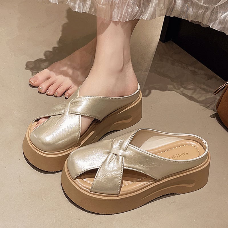 Prozračne srebrne slip-on sandale s zatvorenim prstom i debelim potplatom za žene, ljeto