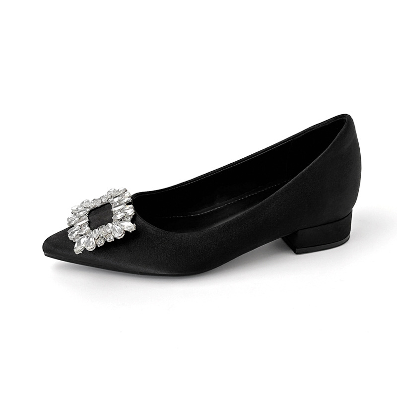 Ženske cipele s 6 cm povećanjem visine, rhinestones, kvadratnim kopčom, šiljat prst, debeli pet, satenski završetak, model 2026