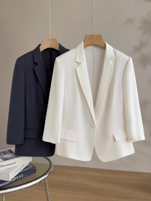 Giad* Ženski blejzer s 3/4 rukavima od tankog acetatnog materijala, kratki ljetni model za uredski stil