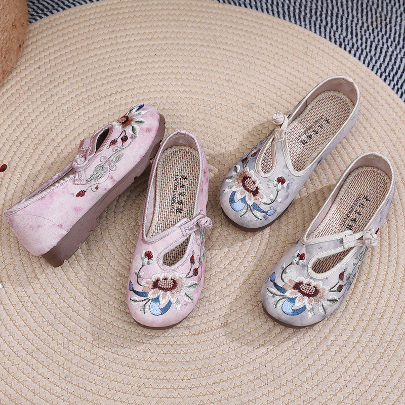 Pantofi din pânză pentru femei, în stil Hanfu, cu broderie florală, respirabili, ușori, talpă moale, deschidere joasă, toc plat