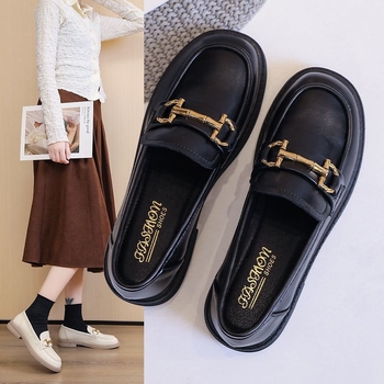 Ženske loaferice od mekane kože, jesen 2025, slip-on s debelim potplatom, minimalistički britanski stil
