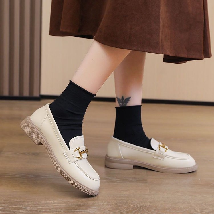 Ženske loaferice od mekane kože, jesen 2025, slip-on s debelim potplatom, minimalistički britanski stil