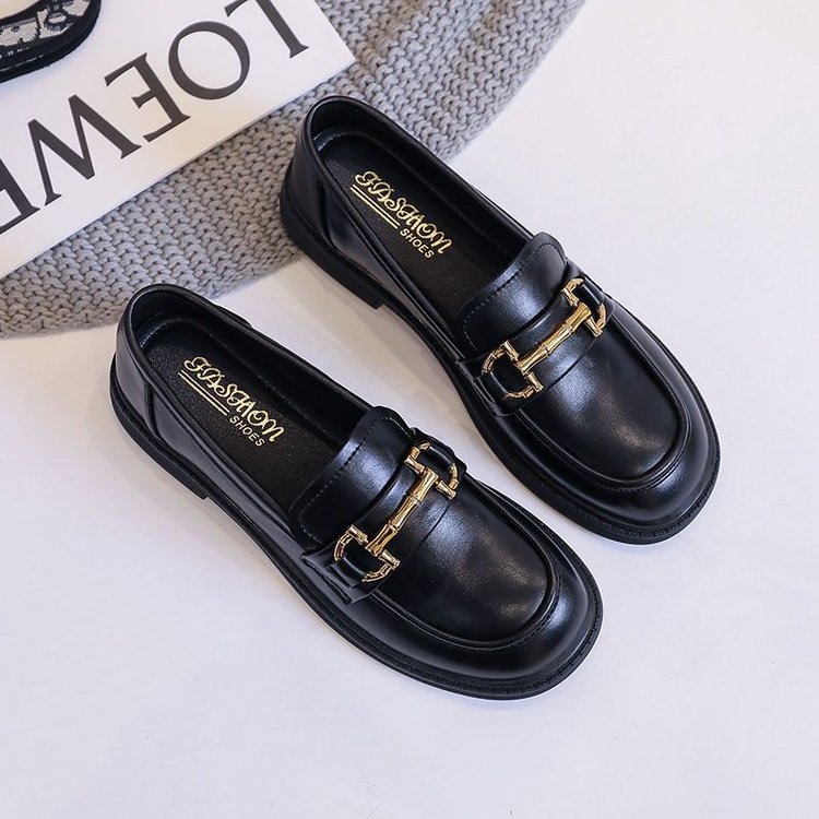 Ženske loaferice od mekane kože, jesen 2025, slip-on s debelim potplatom, minimalistički britanski stil
