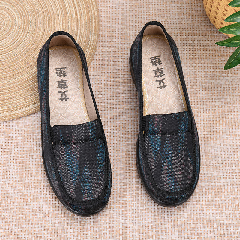 Női textile cipő, mindennapi viselet, slip-on, alacsony sarokkal, légáteresztő és könnyű, dizájn színblokkal, tavasz–nyár–őszre