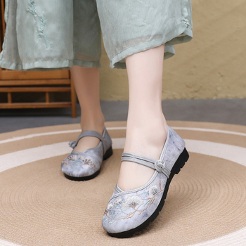 Pantofi brodați în stil etnic – încălțăminte din țesătură, Hanfu vintage pentru femei, talpă moale și confortabilă