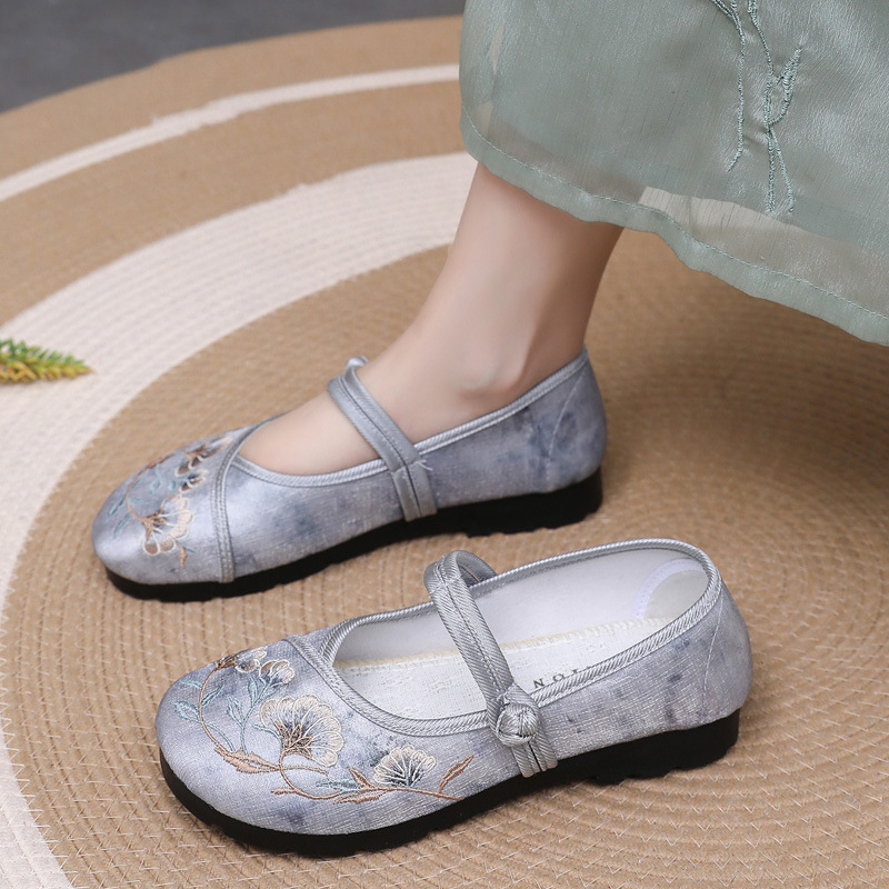 Pantofi brodați în stil etnic – încălțăminte din țesătură, Hanfu vintage pentru femei, talpă moale și confortabilă
