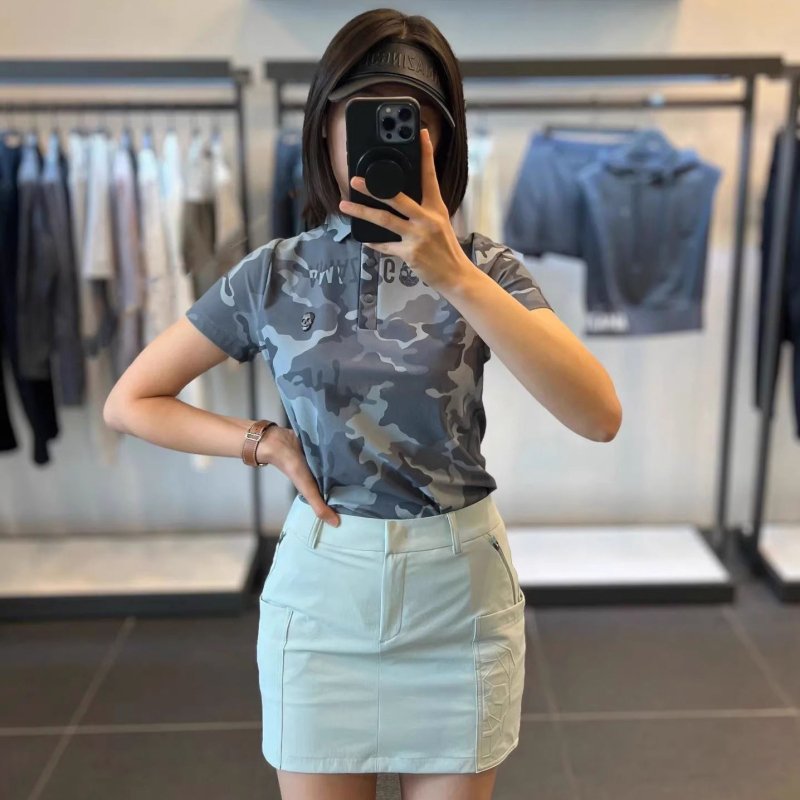 Ženski golf T-shirt kratkih rukava od Ice Silk materijala s kamuflažnim logom – udobni sportski top, ljeto 2025