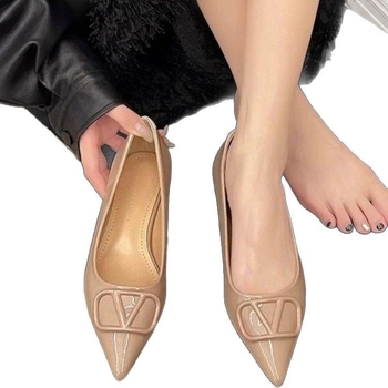 Ženske cipele s niskim potpeticama, nude lakirana koža, špičasti nos, francuski stil, ugrađeno povećanje visine, za ured i svakodnevno nošenje