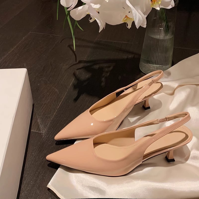 Elegantne ženske cipele s kitten heelom, oštar nos, otvorena peta, dva načina nošenja