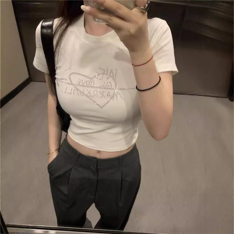 Ženski T-shirt s rhinestones u američkom stilu, kratki rukav, crop top, uski kroj, ljeto 2025
