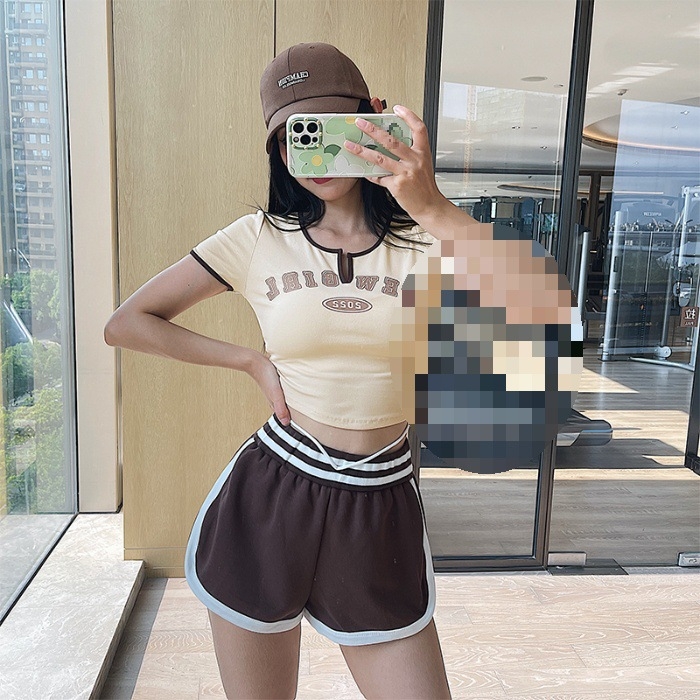 Ljetni crop top s retro printom i color-block kratkim rukavima, ženski T-shirt s okruglim izrezom i razdvojenim donjim rubom