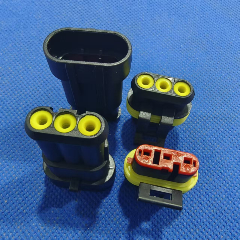 DJ7031Y-1.8-21/11 282087-1 282105-1 Tyco AMP 3P automobilski konektor