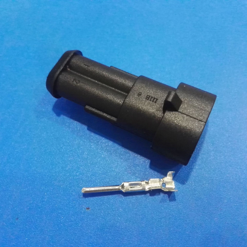 DJ7031Y-1.8-21/11 282087-1 282105-1 Tyco AMP 3P automobilski konektor