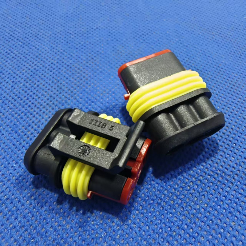 DJ7031Y-1.8-21/11 282087-1 282105-1 Tyco AMP 3P automobilski konektor