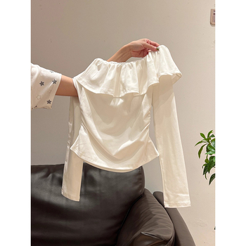 Ženska majica s volanima i off-shoulder izrezom, dugim rukavima i naborima, bazni sloj za jesen