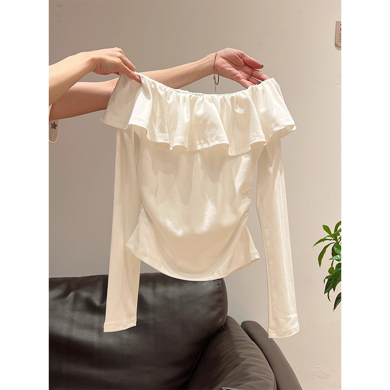 Ženska majica s volanima i off-shoulder izrezom, dugim rukavima i naborima, bazni sloj za jesen