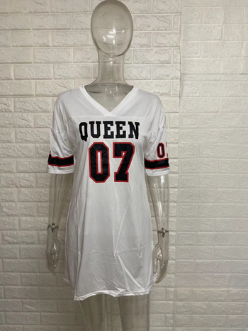 Ženska T-shirt haljina s printom slova QUEEN07, ležerni casual stil, crno-bijela, kratki rukavi