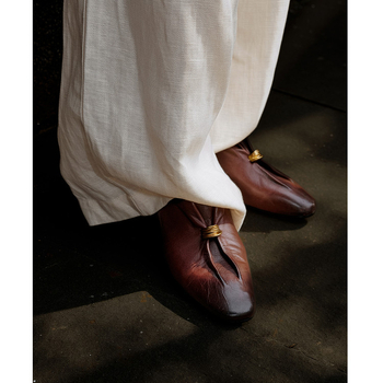 Ženske kožne loafers, proljeće 2026, vintage Old Money stil, svestrane slip-on cipele