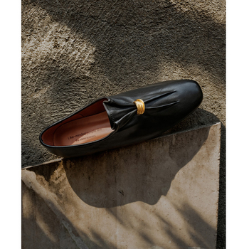 Ženske kožne loafers, proljeće 2026, vintage Old Money stil, svestrane slip-on cipele