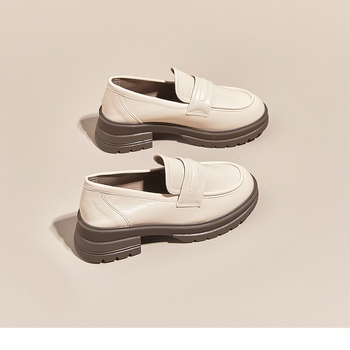 2026 Crne ženske loaferice u retro britanskom stilu, Slip-On, mek potplat, okrugli vrh, gornji dio od kože