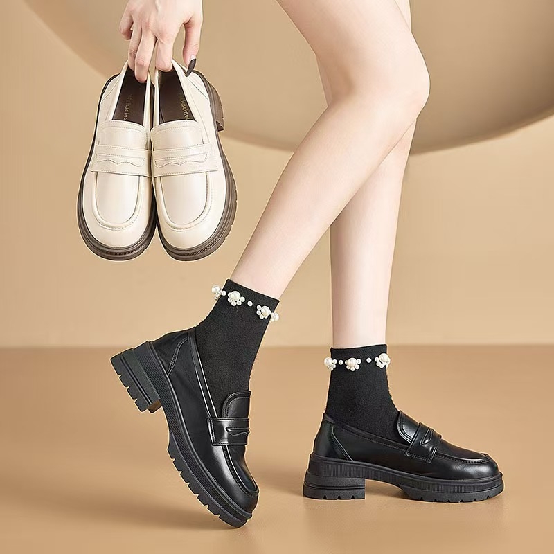 2026 Crne ženske loaferice u retro britanskom stilu, Slip-On, mek potplat, okrugli vrh, gornji dio od kože