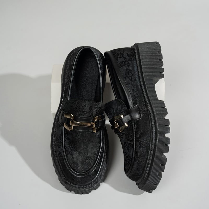 Ženske loaferice s uzorkom, debelom potplatom, britanski stil, slip-on kožne cipele, novi model 2025