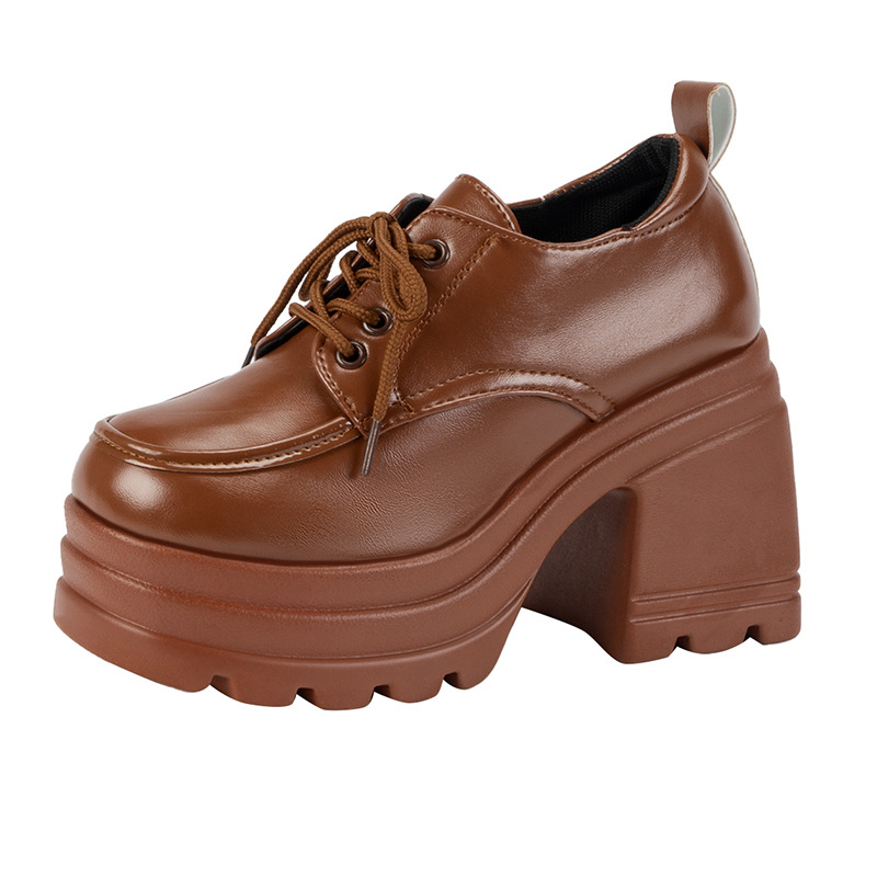 Női vastag talpú loaferok, brit stílusú, bőr slip-on platformával és vastag sarokkal
